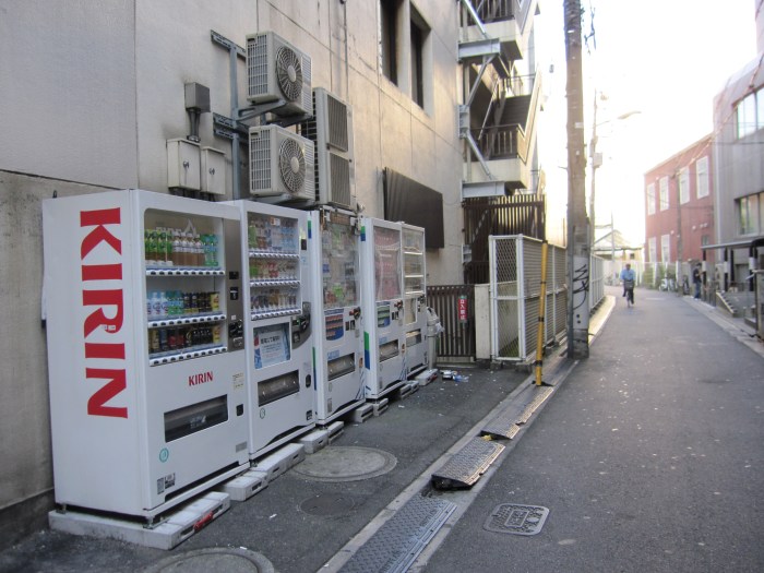 tokyo-vending-machines