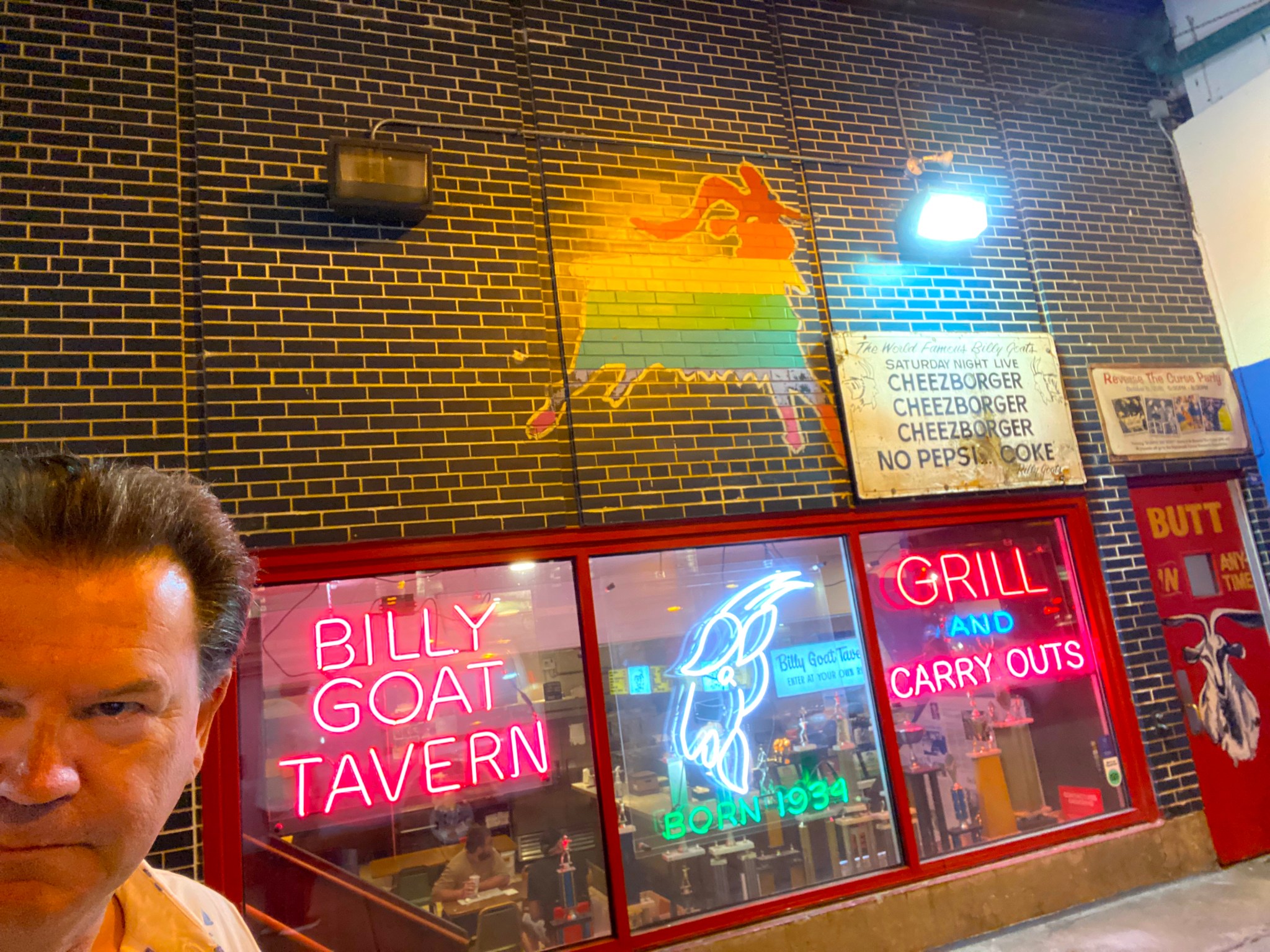 Billy Goats Tavern Turns 90! A Chicago Institution’s “Cheezborger ...